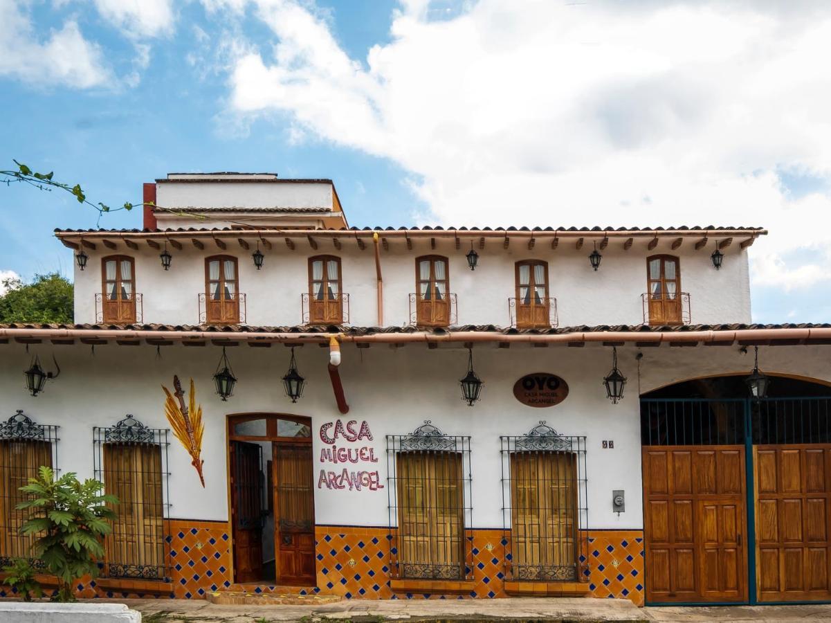קואטפק Casa Miguel Arcangel מראה חיצוני תמונה